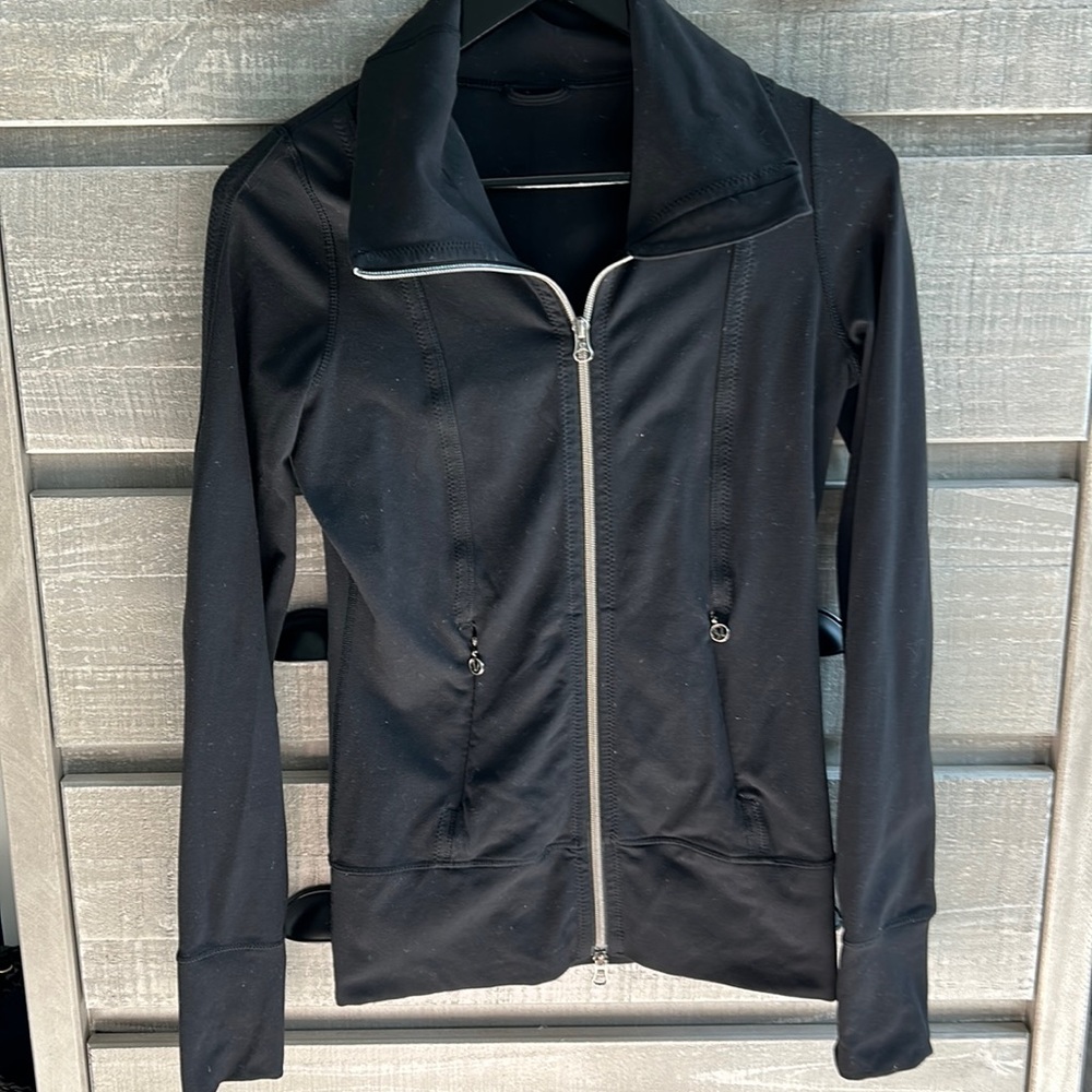 Lululemon Athletica Instill jacket-Black-Size 4